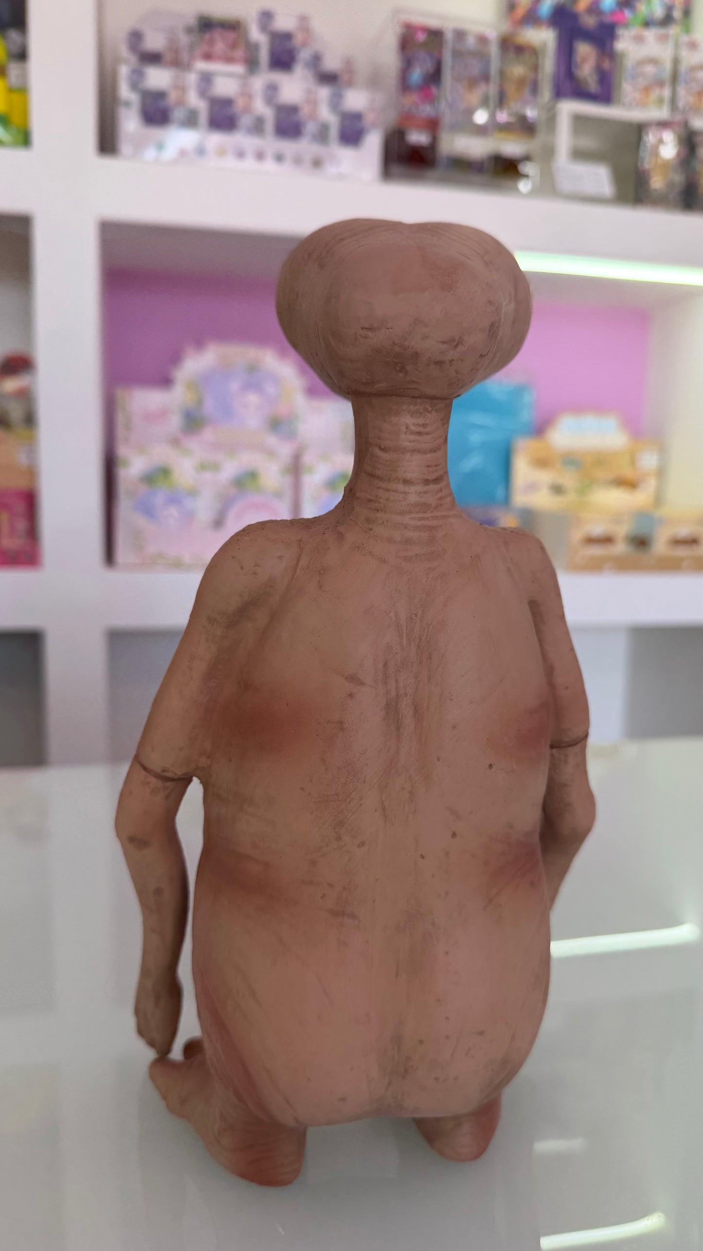 E.T. Large Collectible Figure – E.T. the Extra-Terrestrial – Statua da collezione 30 cm