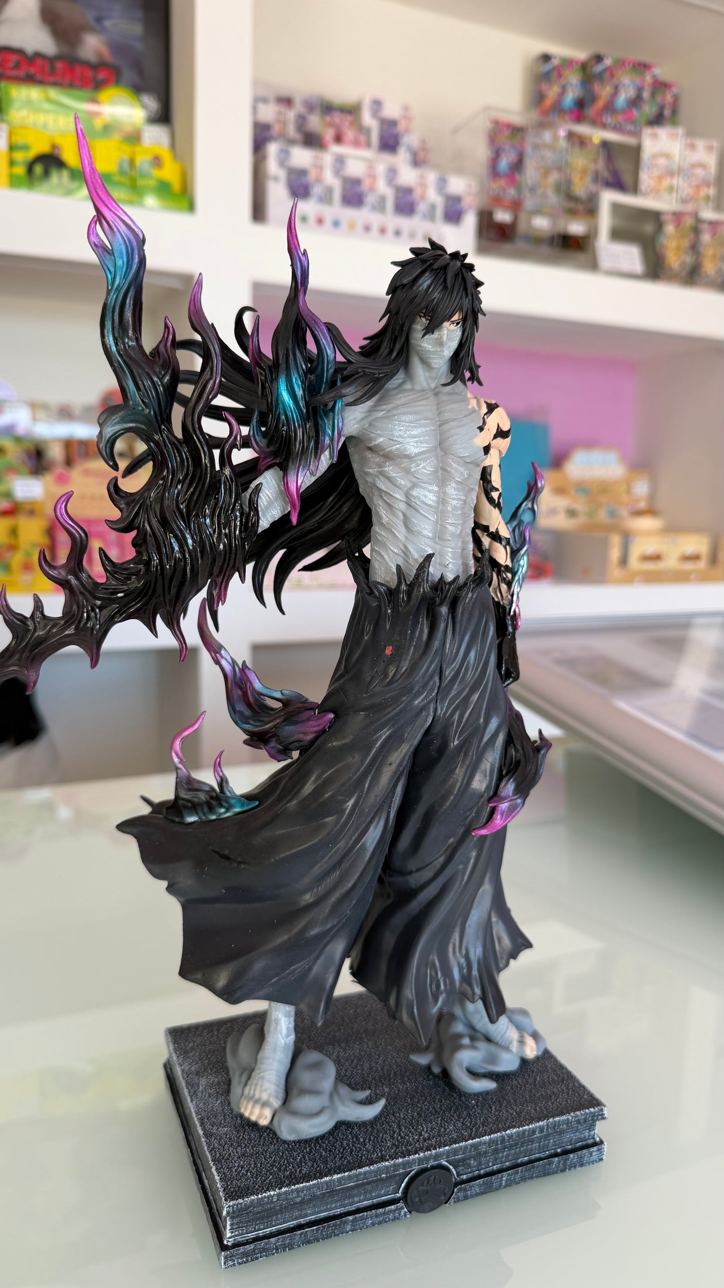 Bleach – Hollow Ichigo Vasto Lorde Figure Deluxe 34,5 cm | Dark Transformation Edition