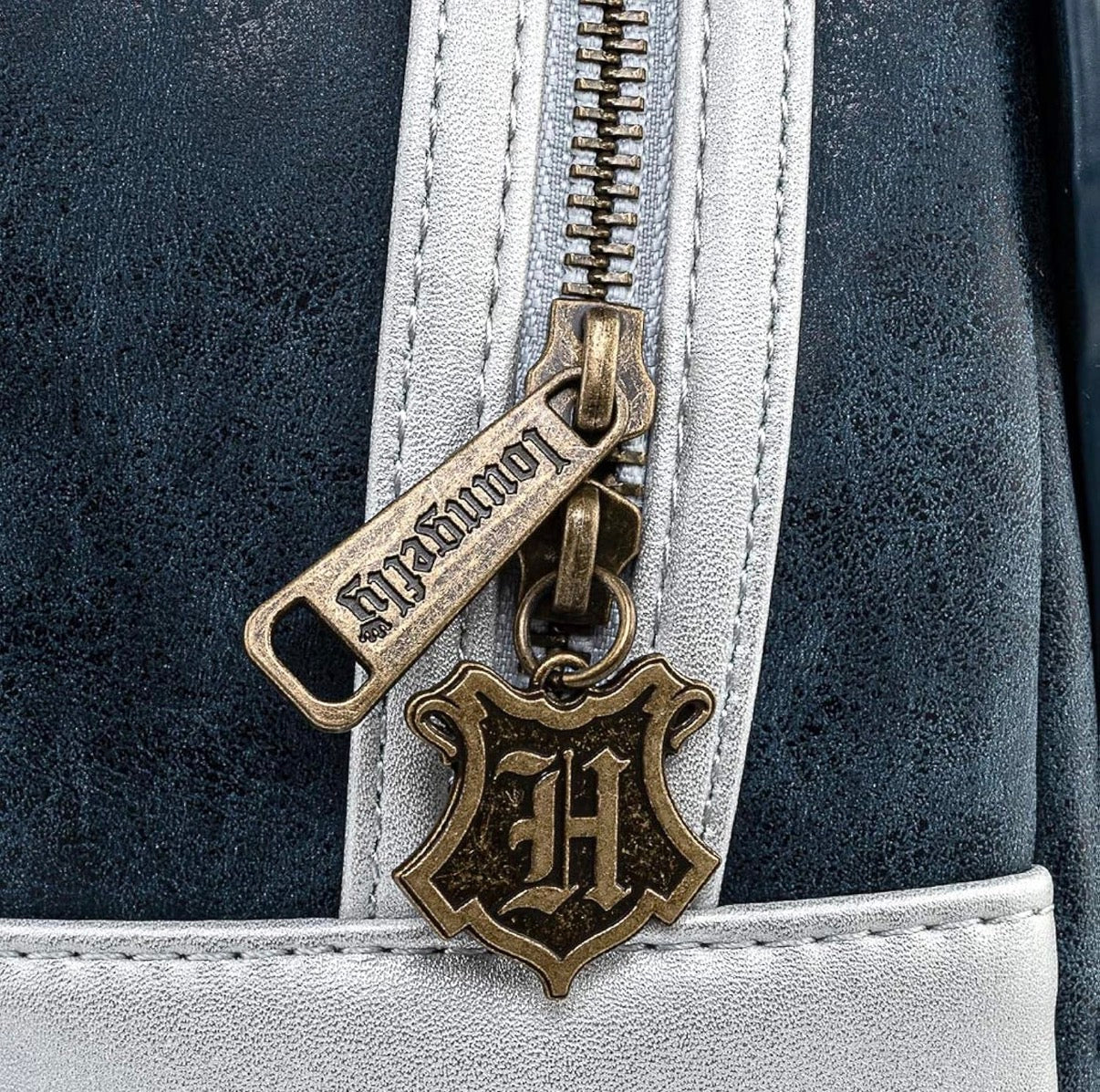 Zaino Loungefly Harry Potter Hogwarts – Mini Backpack Scuola di Magia