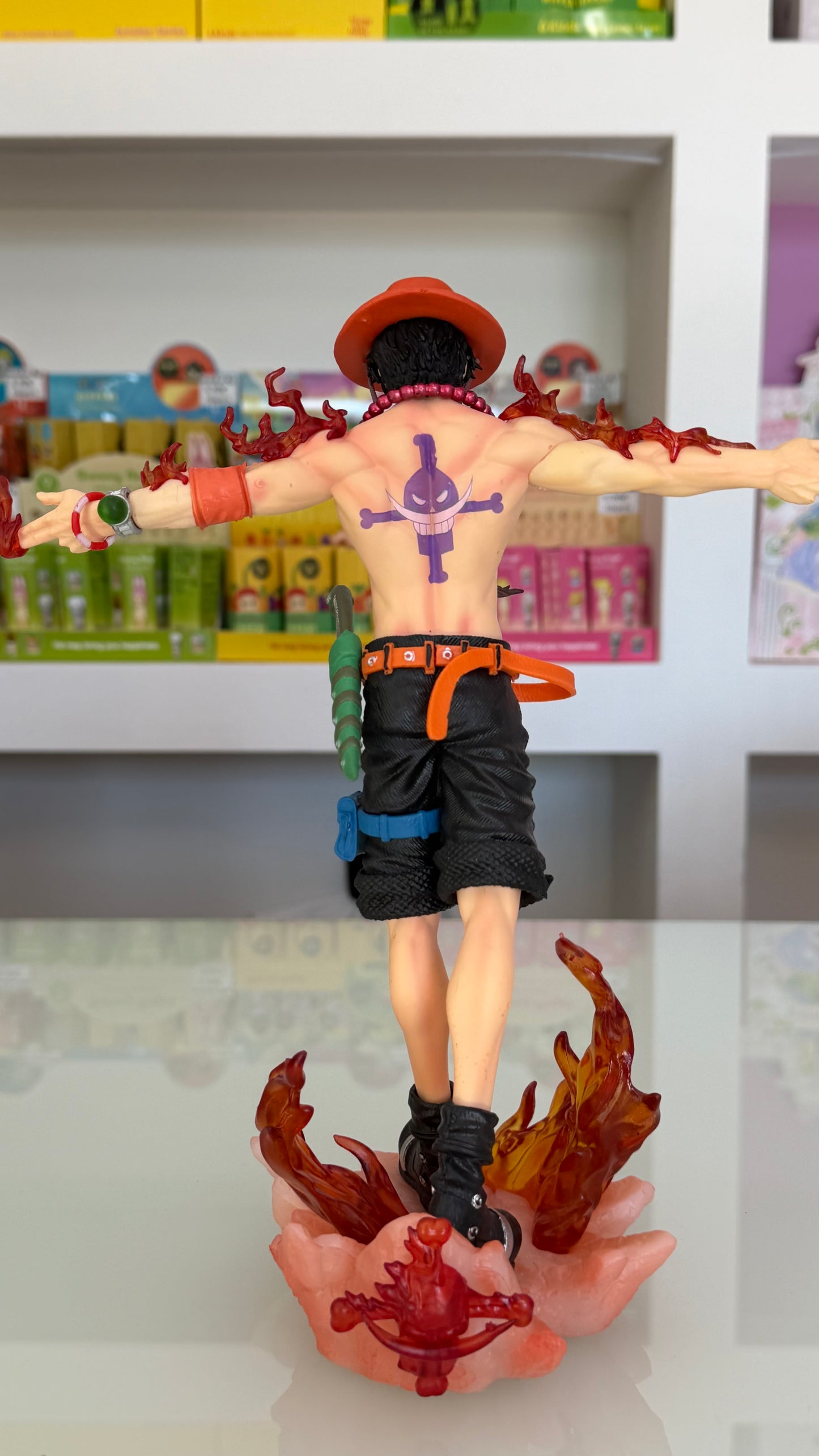 One Piece – Portgas D. Ace Figure Deluxe LED 28 cm | Statua Anime da Collezione