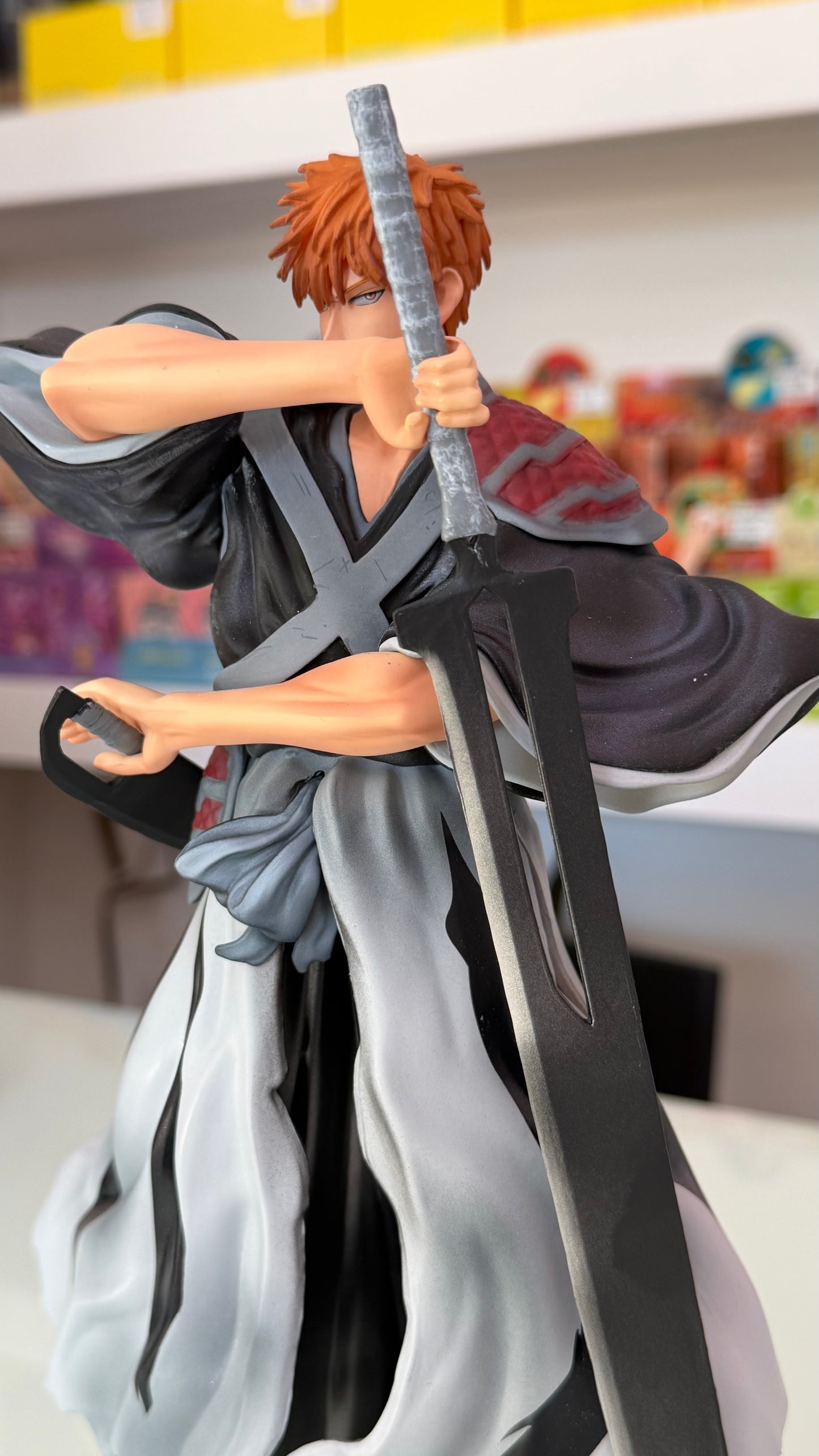 Bleach – Ichigo Kurosaki Figure Deluxe 35 cm | Statua Anime da Collezione