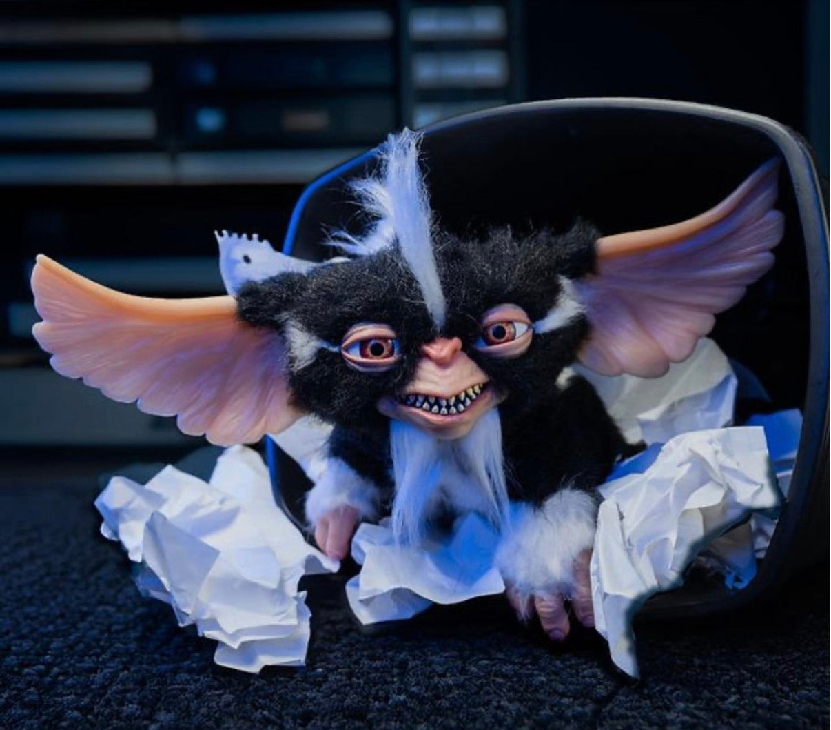 ✨ Mohawk – Deluxe Mogwai Prop (Gremlins 2: The New Batch) – Edizione da Collezione | Trick or Treat Studios