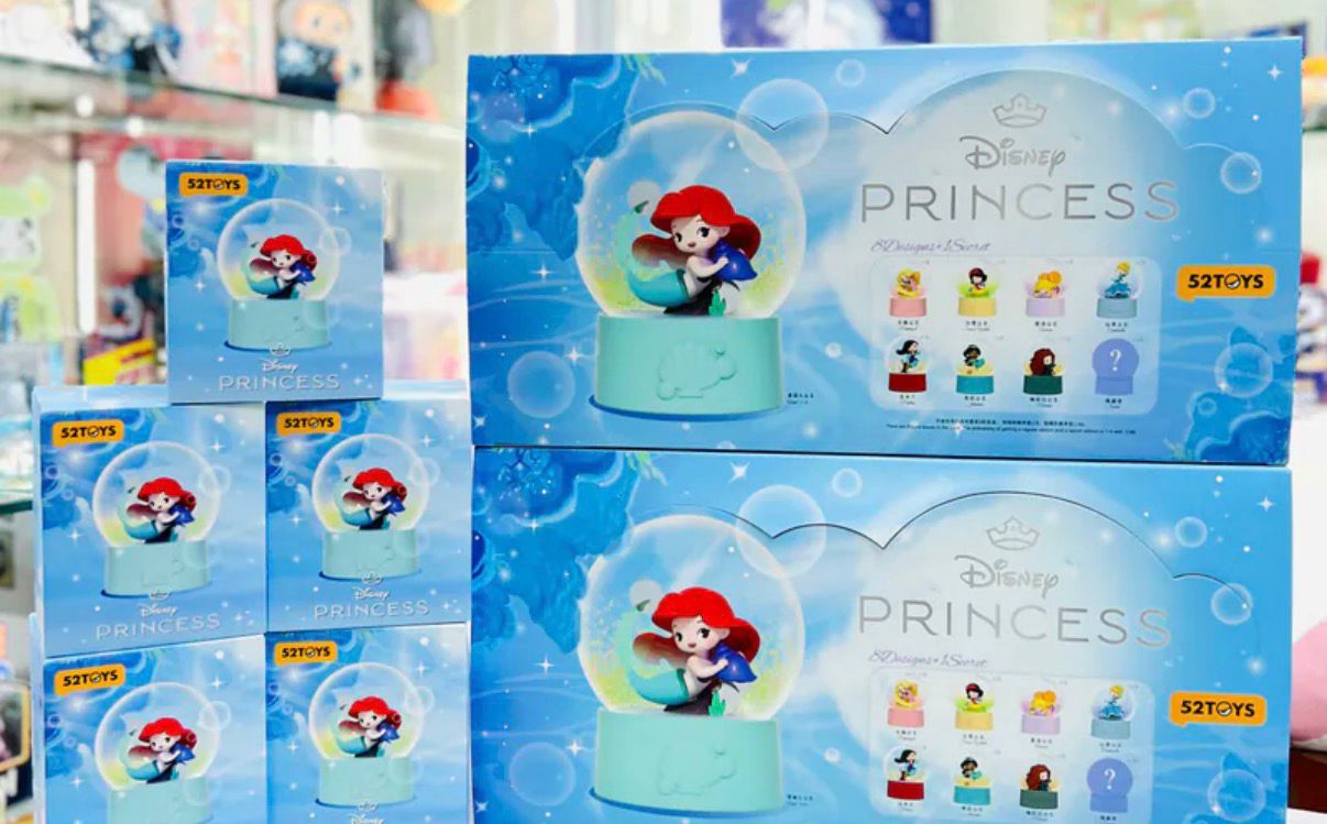 Disney Princess – Snow Globe D-Baby Series Blind Box (con Secret)