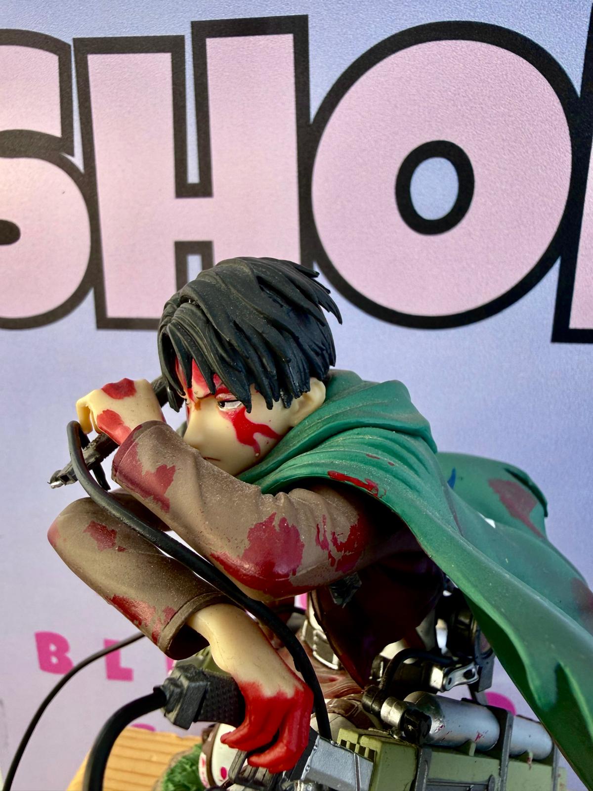 🔥 Attack on Titan – Action Figure Levi Ackerman “Battle Damaged” | 17 cm