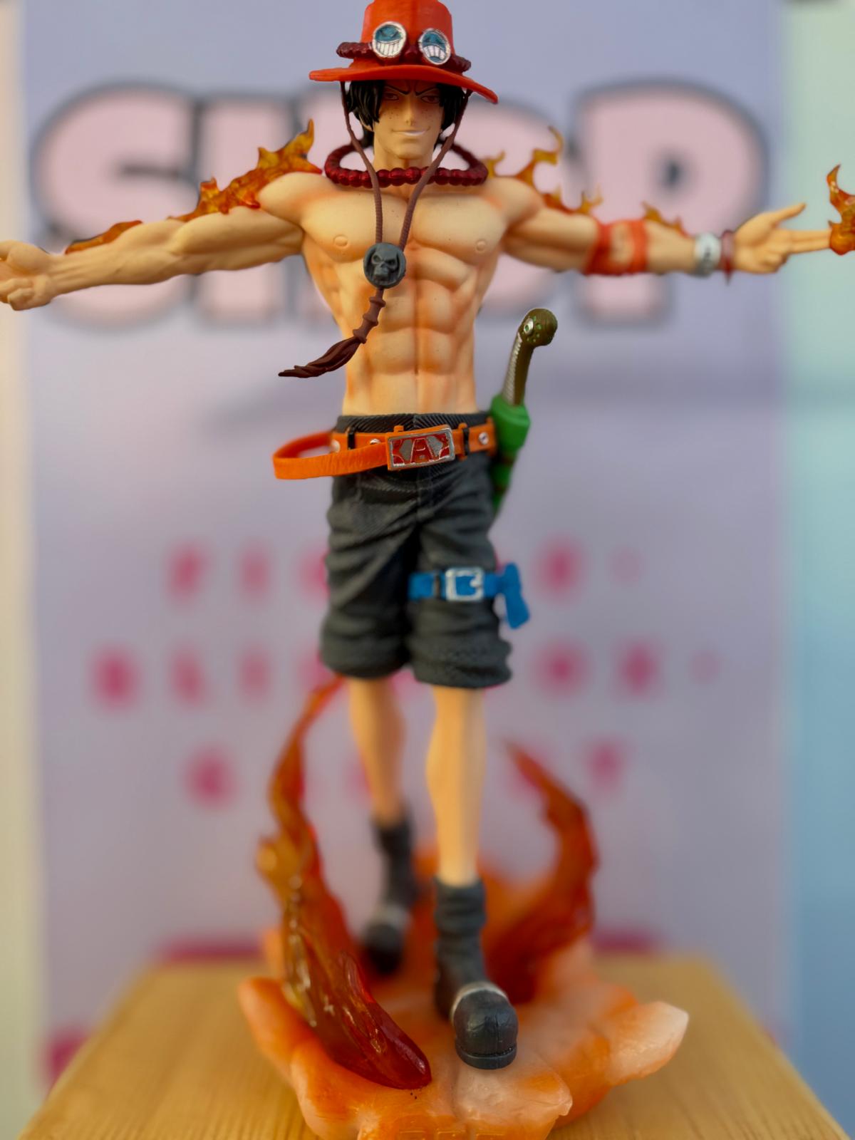 Portgas D. Ace – One Piece Figure con Fiamme (circa 28 cm)